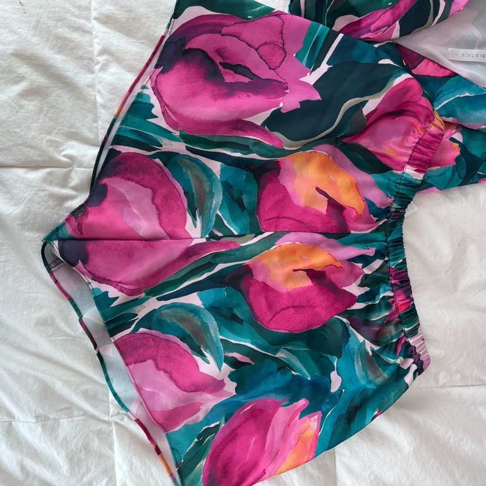 Fabletics | Floral two‎ piece summer pajama set (small top/medium bottom) - Picture 7 of 10